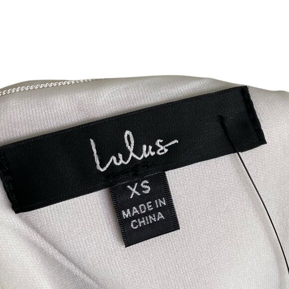 Lulus Mini Dress Womens XS White LWD Floral Off Shoulder Bodycon Pretty Presence - Picture 3 of 11